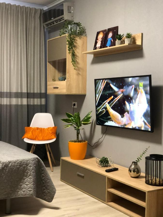 Новая Красивая Квартира. Tjerkasy Exteriör bild