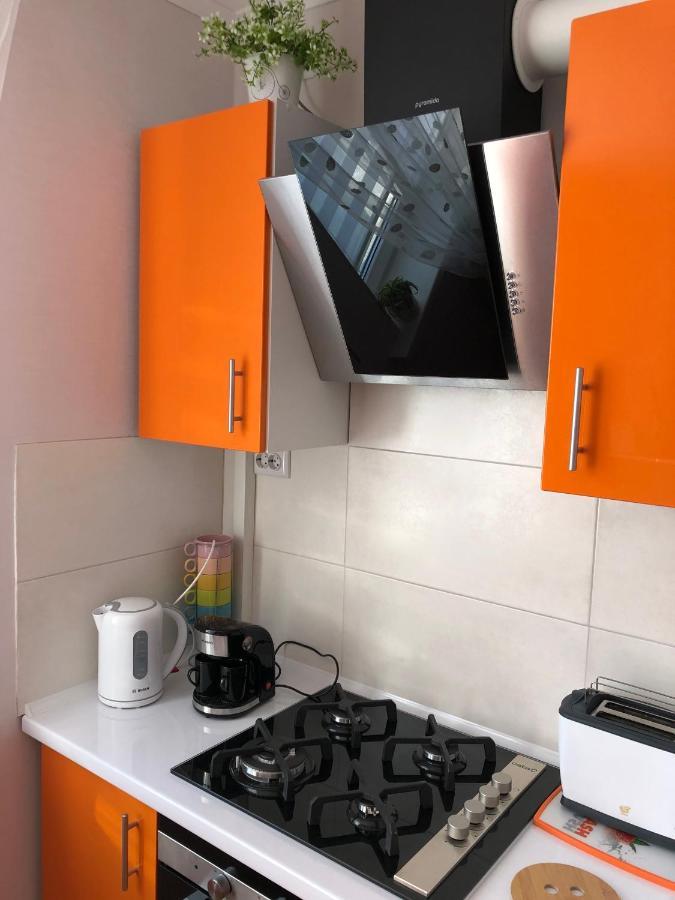 Новая Красивая Квартира. Tjerkasy Exteriör bild
